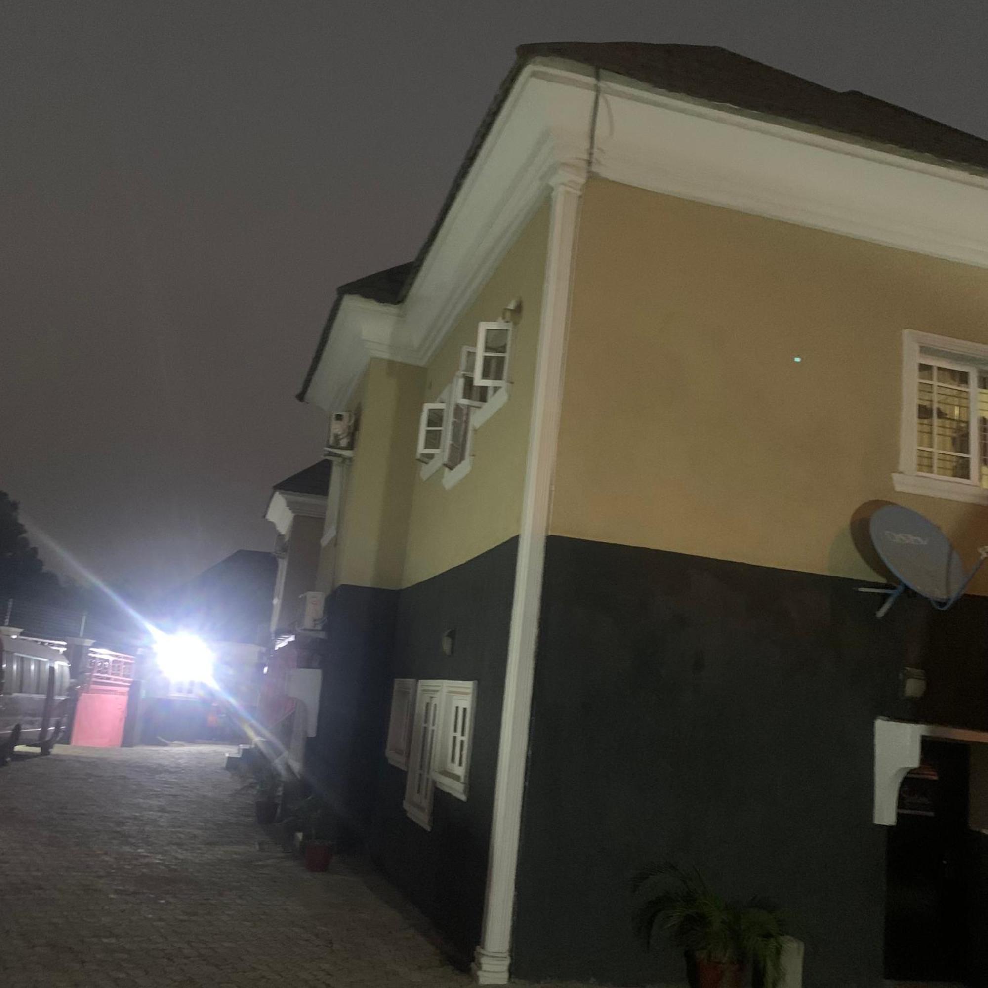 Aparthotel Health Plaza Abuja Exterior foto